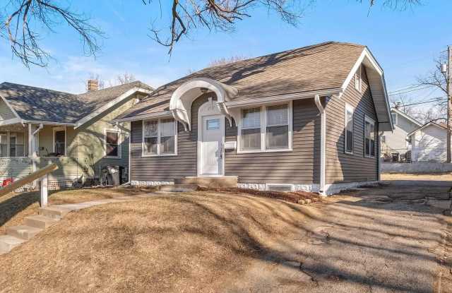 2717 N 48th Ave, Omaha, NE 68104