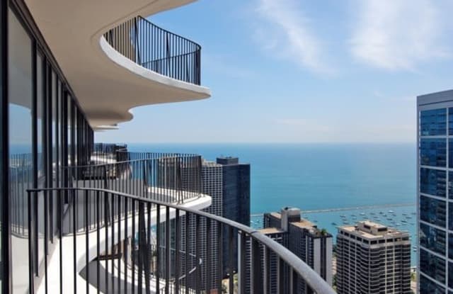 Photo of Aqua at Lakeshore East