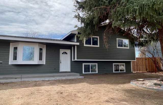 Lovely Renovated Home!