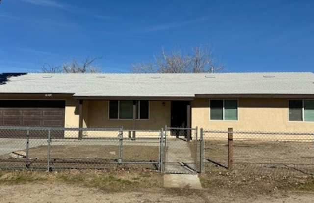 Photo of Gorgeous Remodeled 3+2 On Half Acre- $2600