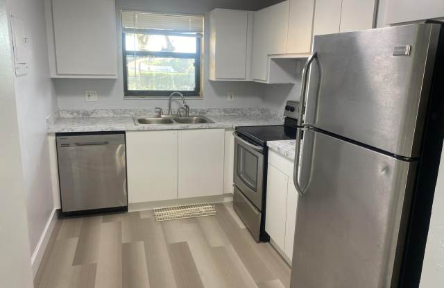 Photo of 2181 W Woolbright Road