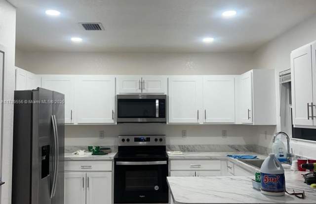 557 Northeast 5th Place