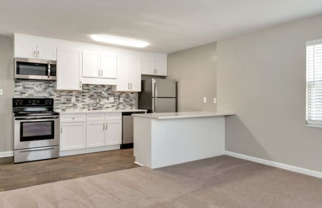 Arbor Creek Apartment Homes