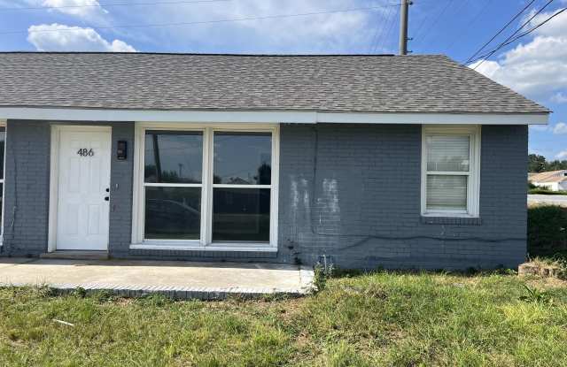 Photo of 486 Metz Drive