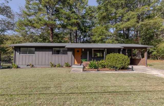 Photo of 111 Robinhood Drive