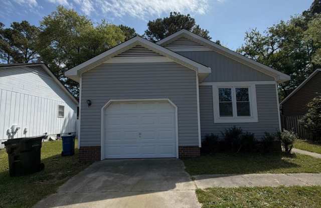 NEW LISTING!!