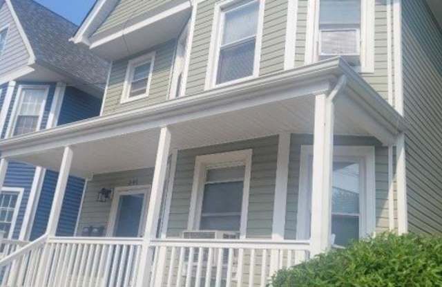 391 Glenwood Ave