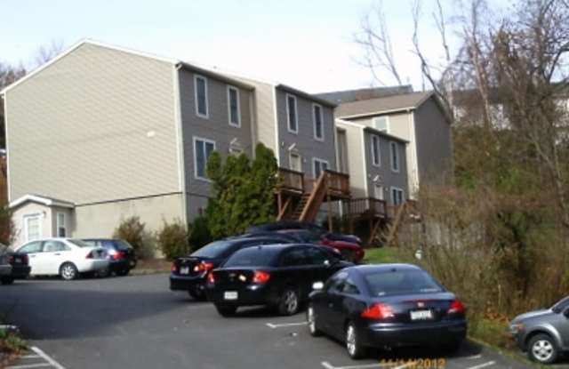 470 Stewart Street - 2