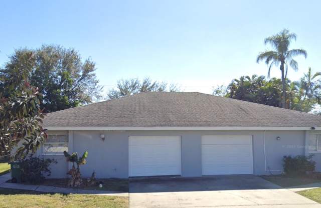 ***SPECIAL - TWO WEEKS FREE*** - Flexible Living in a Prime Cape Coral Spot