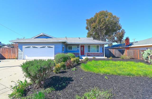 $3890 / 3 BR -GORGEOUS MODEL HOME IN THE WARM SPRINGS AREA SOUTH FREMONT - 47715 Ansel Court, Fremont, CA 94539