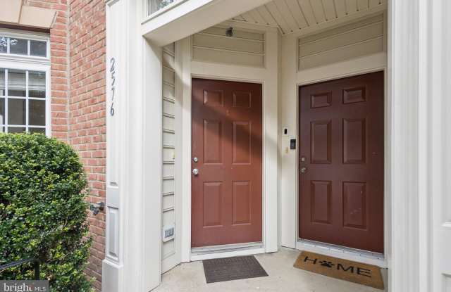 2576 EASTBOURNE Drive