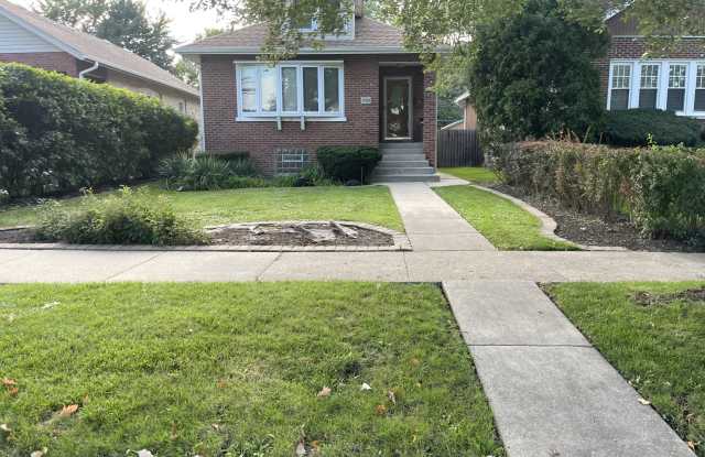 Photo of 1428 Fowler Avenue