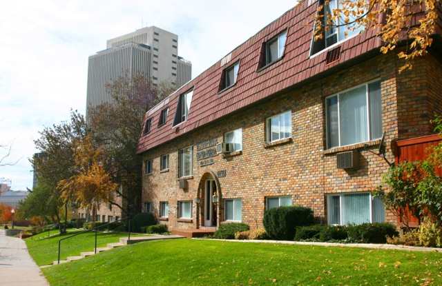 Victoria Canyon Apartments