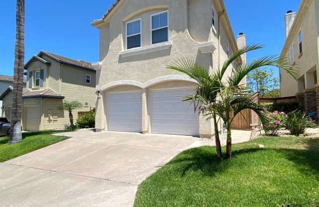Spacious 5 Bedroom Family Home in Rancho del Oro!