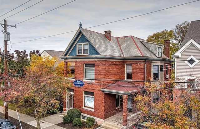 240 E University