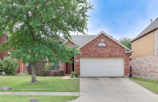 Don't miss out on this awesome home in super desirable neighborhood! - 2816 Gooseberry Drive, Plano, TX 75074