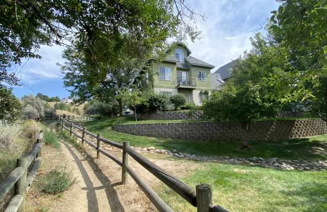 Photo of Camel's Back Apartments