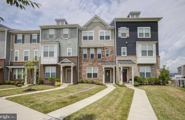 1481 RIDGE TRAIL Circle