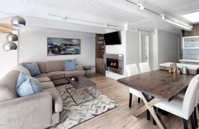 Photo of 803 E Durant Avenue unit: 7