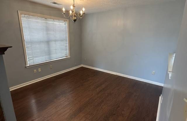 8200 Town N Country Dr