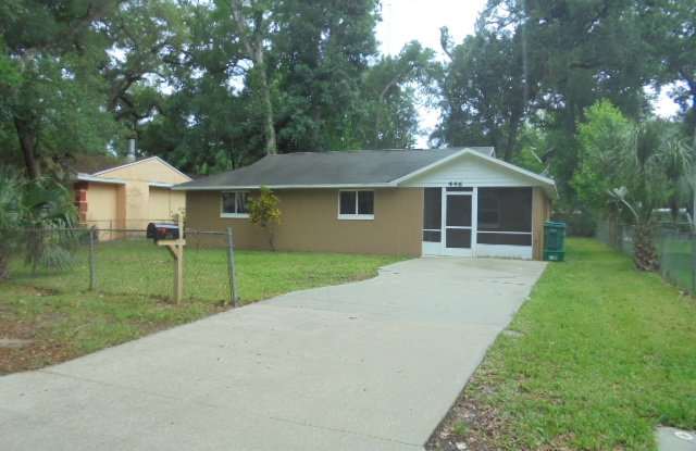 446 Elsie Ave - 446 Elsie Avenue, Holly Hill, FL 32117