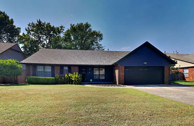 Photo of Start your new year in this charming 3 bedroom, 2 bath home located in the heart of Tulsa.