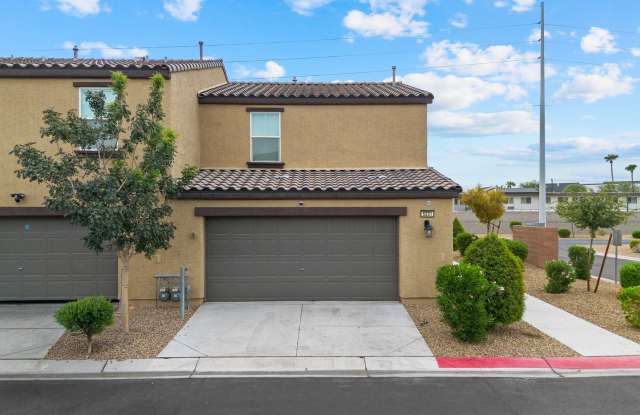 Stylish 2 Bedroom Corner Lot Townhome in Gated Las Vegas Community!