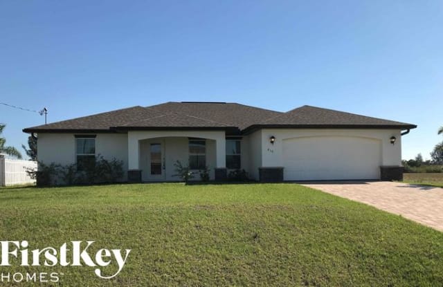 410 NW 20 Ter - 410 NW 20th Ter, Cape Coral, FL 33993