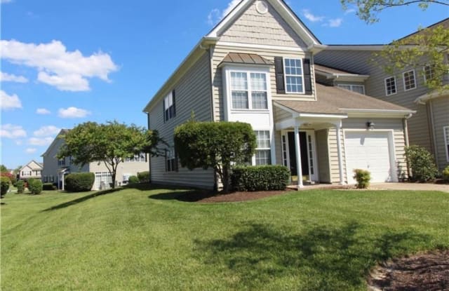 1604 Gunston Dr - 1604 Gunston Drive, Suffolk, VA 23434