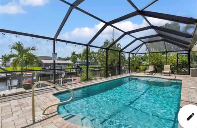 3339 SE 16th Place