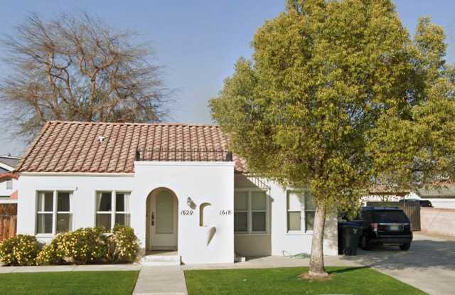 Photo of Cutest FURNISHED Bungalow!