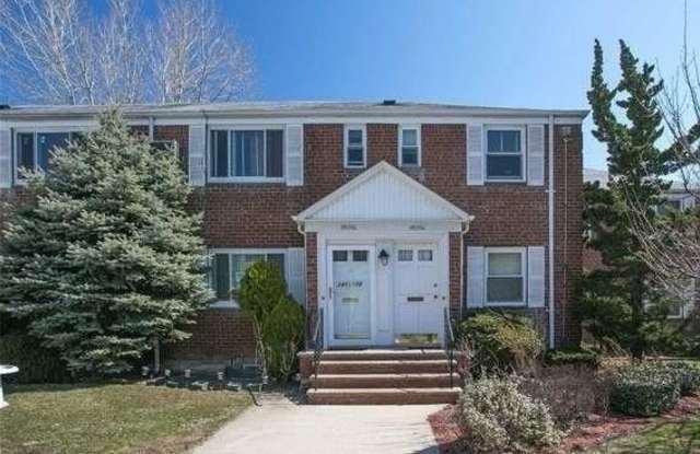 Photo of 245-17A Union Turnpike