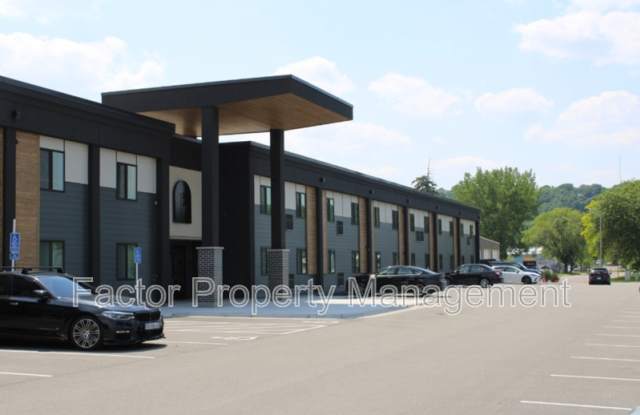 Photo of 1111 Range St