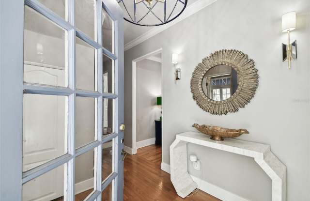 4811 W WOODMERE ROAD