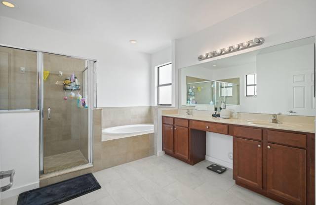 11711 SW 234th Street