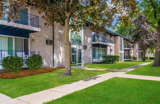 The Pointe At Cherry Hill