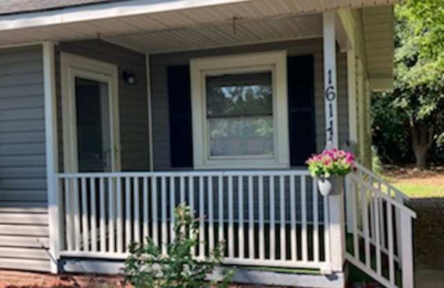 Charming and Updated 3 BR, 1 BA in Goldsboro
