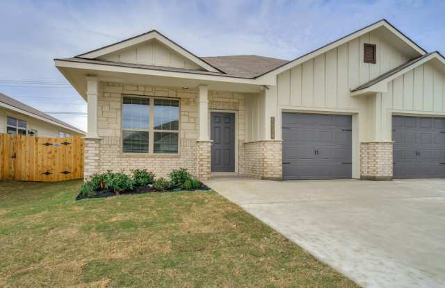 Photo of Beautifully designed and thoughtfully maintained duplex