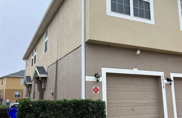 3930 PEMBERLY PINES CIRCLE