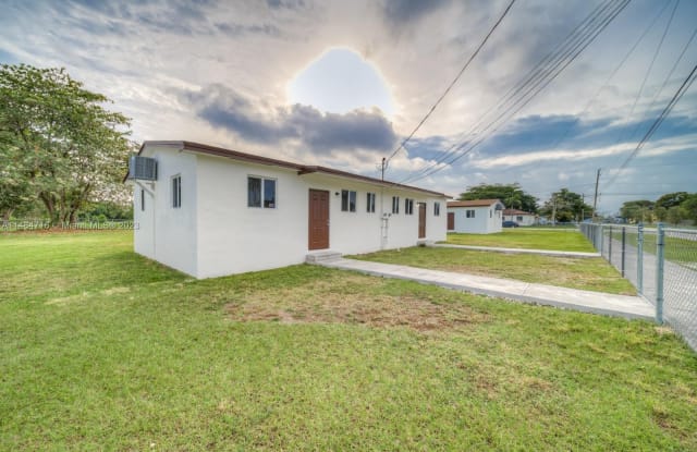 17727 SW 103rd Ave - 17727 Southwest 103rd Avenue, West Perrine, FL 33157