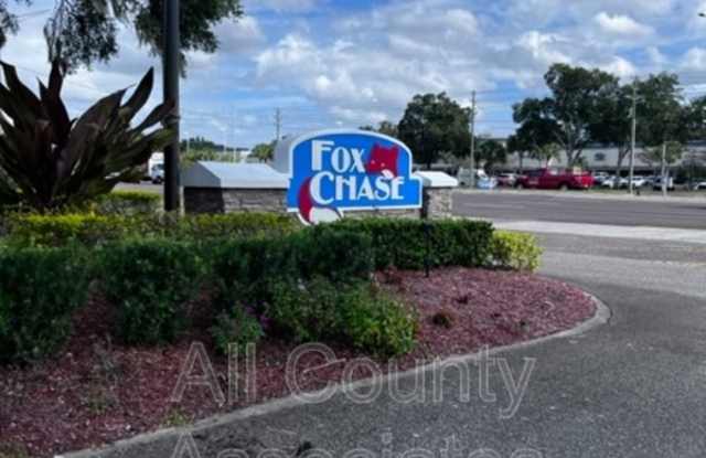 3277 Fox Chase Cir N