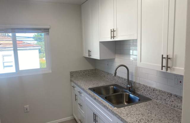 4110 - 4114 Arizona Street