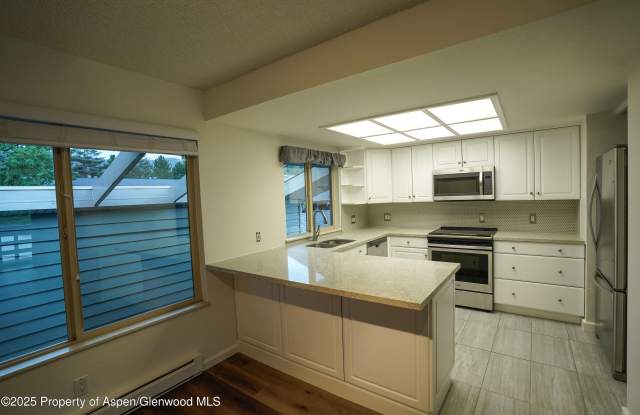 14913 Highway 82 unit: 113