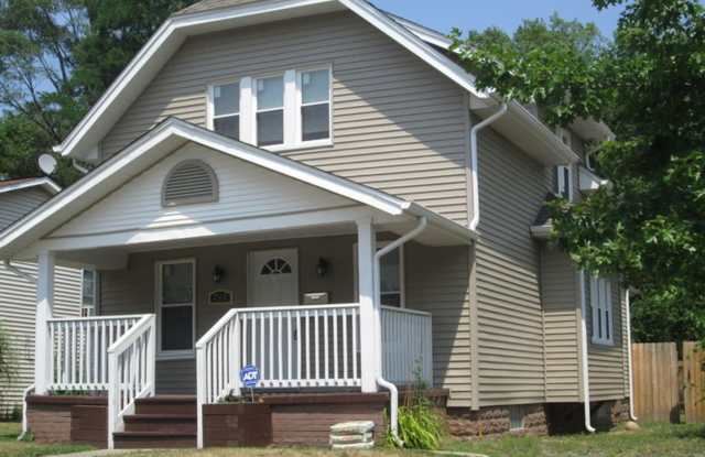 Photo of 728 Frances Street