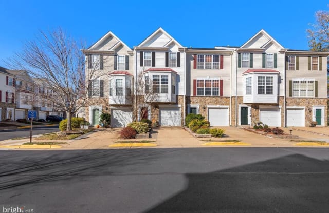 5908 IANS WAY - 5908 Ians Way, Kingstowne, VA 22315