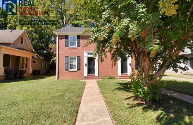 Photo of Great 2 bedroom, water included! Walk to downtown M'boro!