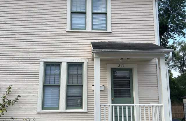 Photo of 211 Sharp St.