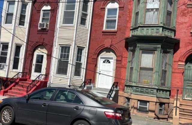 69 Columbia St