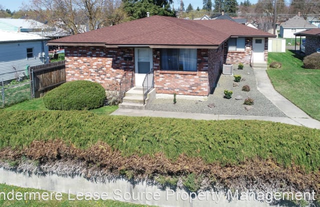 2220 W Cleveland - 2220 West Cleveland Avenue, Spokane, WA 99205