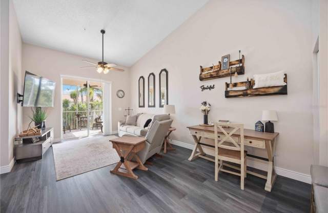 4264 CENTRAL SARASOTA PARKWAY